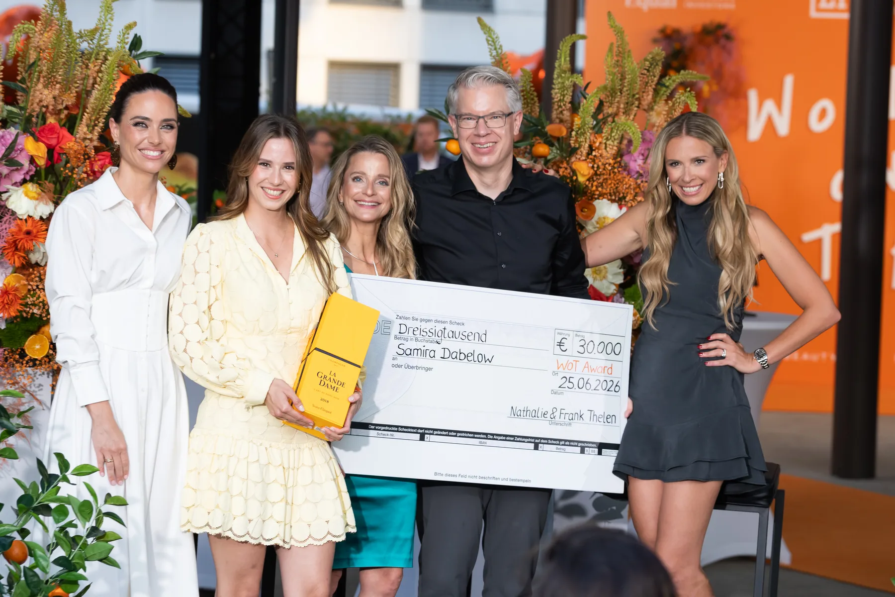 Franca Lehfeldt, Nathalie Thelen-Sattler, Frank Thelen und Nena Brockhaus bei der Verleihung des WoMen-on-Top-Awards 2026 in Düsseldorf