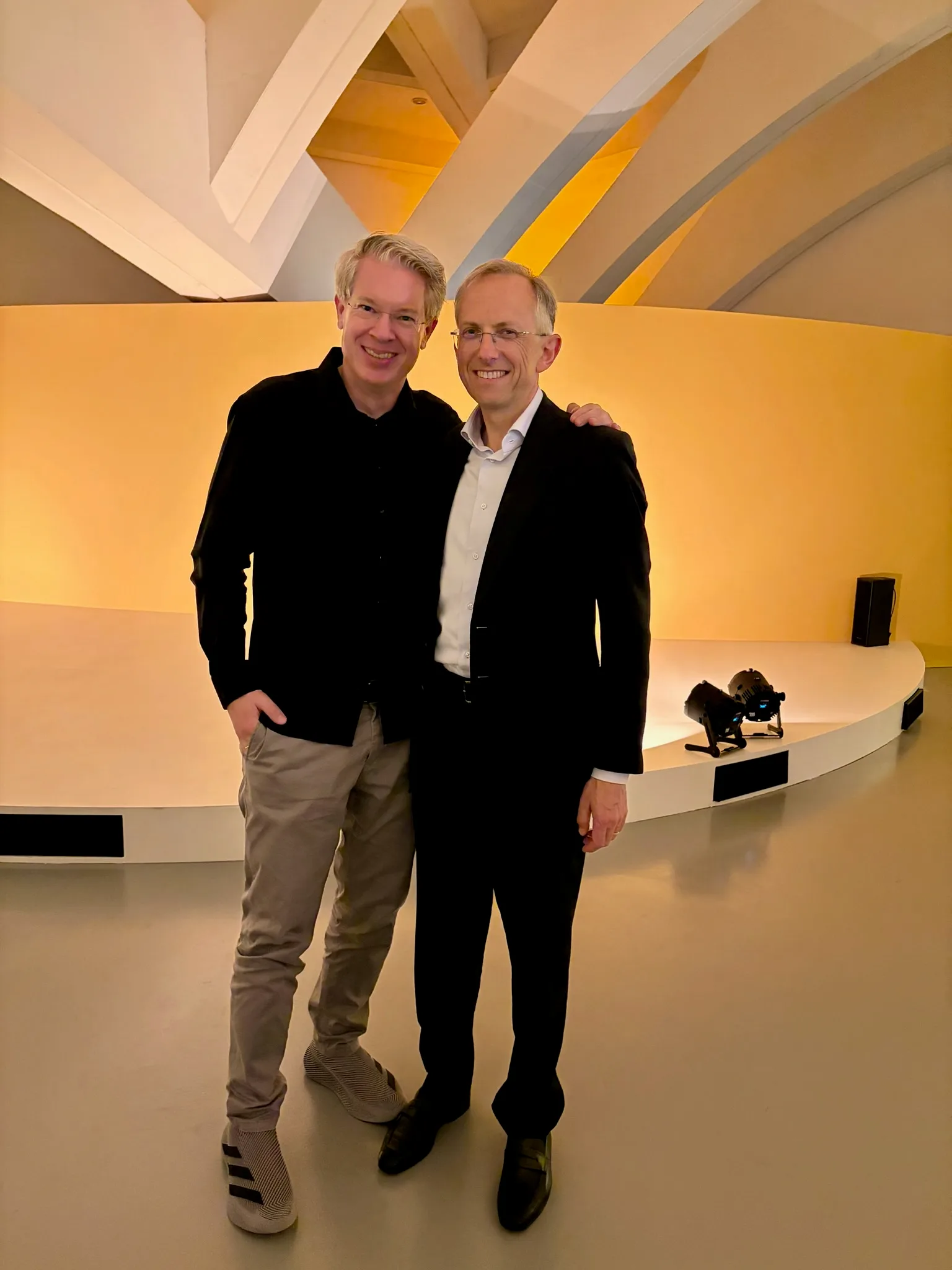 Frank Thelen mit Ferrari-CEO Benedetto Vigna