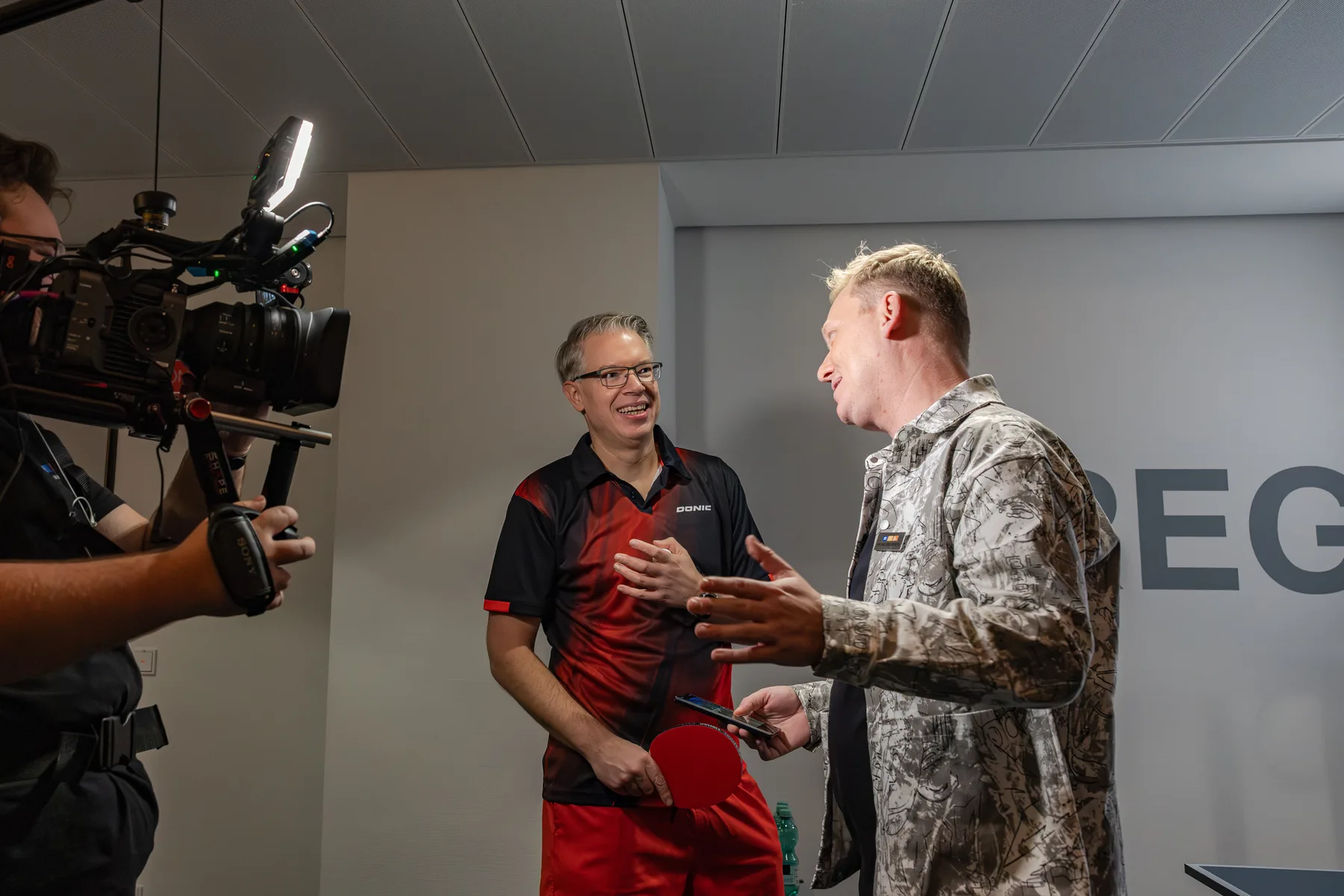 Frank Thelen und Knossi beim RTL-Spendenmarathon 2025