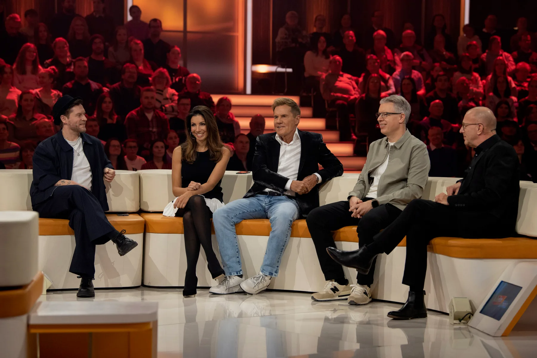 Frank Thelen mit Dieter und Carina Bohlen bei „Klein gegen Groß“